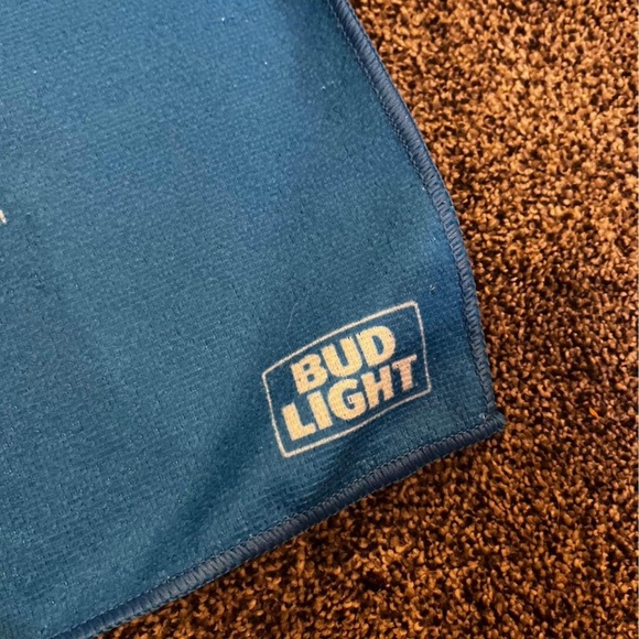 Staples/MLB bud light Toronto blue jays microfiber cloth - Picture 3 of 6